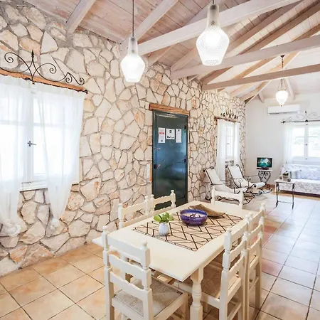 Villa Helona Marathiás
